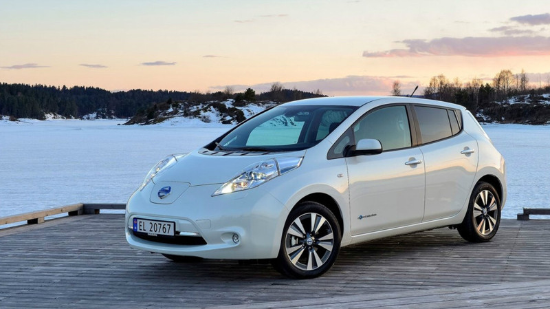 2. Nissan Leaf — от 2 000 000 рублей. авто, электроавтомобили