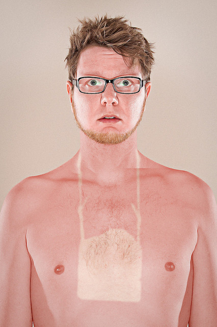 1. Загорал с фотоаппаратом? И чего удивляется... 1. Загорал с фотоаппаратом? И чего удивляется... загар, люди