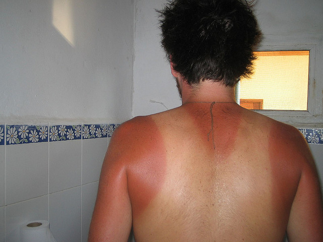 10. Теперь без майки бы походить 10. Теперь без майки бы походить загар, люди